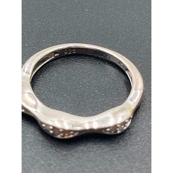 JS Sterling Silver Triple Stationed Wavy Diamond Accented
Band 925, 7.5, 2.1 gr - Picture 8 of 9